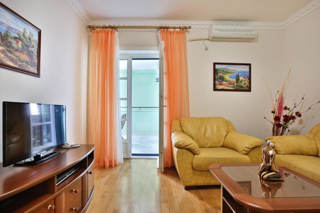 Апартаменты Apartments Montesan Свети-Стефан-20