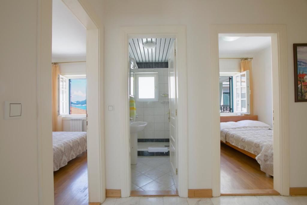 Апартаменты Apartments Montesan Свети-Стефан-52